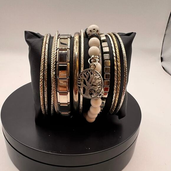 Eclectic Bracelet Lot 13 Pc Set Silver Tone Bangles Cuffs Beaded Stacked Jewelry - Picture 2 of 7
